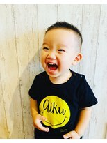 ヘアーメイクスリーク キッズフェードカット