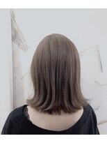 ジーナ 銀座中央通り(Zina)&nbsp;【Zina　銀座中央通り】イメチェン耳かけ×フォギーベージュ