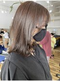 上品な8トーンオリーブアッシュのレイヤースタイル bymisaki