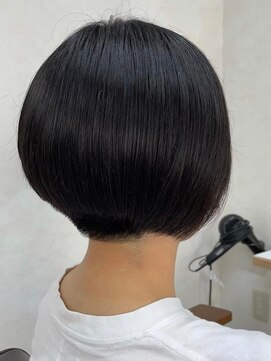 ベリテツー 京成大久保(verite2) 大人ショートボブ×アッシュブラック×ミニボブ/30代40代50代