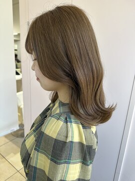 ユーフォリア 新宿店(Euphoria) 【Euphoria/Kana】くすみベージュ