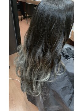 アローズ 新さっぽろサンピアザ店(HELLO'S) グラデーションカラー