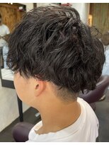 アクアマリン8810 ハチハチイチゼロ(AQUA MARINE 8810)&nbsp;マッシュパーマ/ウルフ/波巻き/ハイライト/北習志野