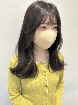 ザックラフィネ(ZACC raffine) 韓国風/艶髪/くびれ巻き/アッシュグレージュ/暗髪/透明感