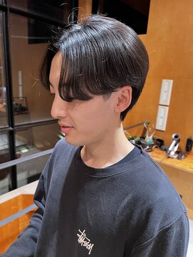 ジジ プラス デザイン(GIGI+design) 毛流れセンターパート