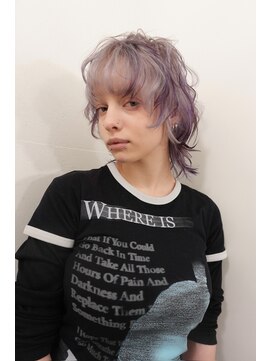 レコ 渋谷(LECO) 紫ケアブリーチパープルコントラストデザインカラーカールヘア