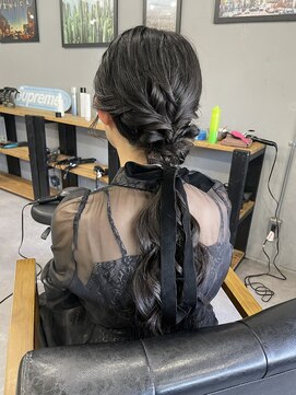 ウェイビー 桜木町店(WAVY) 【WAVY hair set】ルーズなローポニー