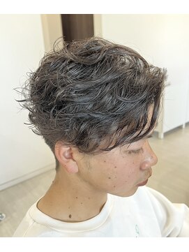サロンドクオリア(Salon de Qualia) スパイラルパーマ/刈り上げマッシュ/メンズパーマ/S