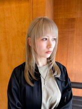 ヤー(YAH) レイヤー　ブロンド