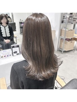 ビューバイネオリーブ 用賀店(Beau'r by neolive) ホワイトグレージュミニウルフチェリーブラウン《用賀》