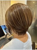 ショートボブ