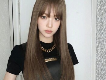 ジュール サウス 新宿南口(Joule South)の写真/洗練されたストレートヘアの秘訣[ダブルカラー/前髪カット/インナーカラー/レイヤーカット/ボブ/ハイライト