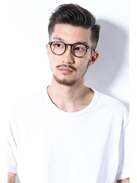 メリケンバーバーショップ コウベ(MERICAN BARBERSHOP KOBE) コンマヘアショートレイヤーかき上げパーマトランクスヘア