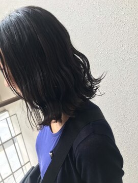 フロート 小阪店(float) 黒髮ミディ_ココアブラウン,フリンジウェーブ