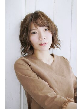 フォーハウス プラスエヌ(FOURHAUS +n) 20代30代40代　イメージ自在のウルフボブ【草津】