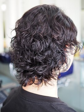 クレアトゥール イズミ(createur IZUMI) メンズパーマ