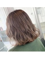 ジジ ヘアワークス(gigi hair works) フォギーベージュ