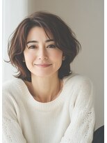 アヴァンス プロデュース バイ エガオ 大阪梅田店(AVANCE. PRODUCED by EGAO)&nbsp;大人の女性に似合うミディアムウルフ＋白髪ぼかし【髪質改善】