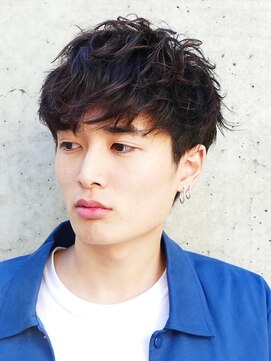 テン 心斎橋(tenn.) 難波シャドウパーマメンズマッシュウルフカット波巻きパーマ色気