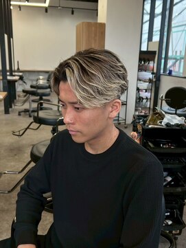 リッチブランドアンドコー(Rich Brand&Co) バレイヤージュ/ハイライト/海外ヘア/海外カラー