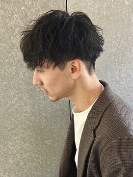 ニアウ 太田店(Niau) セットが楽なツイストスパイラルパーマ刈り上げマッシュスタイル