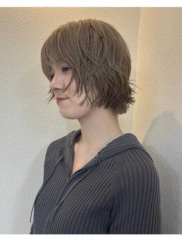 ラシック(LACQ)の写真/シャギーカットで作る動きのある顔周りのニュアンス◇"ナチュラルブロー"だけでキレイに決まるのが◎