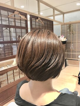 髪屋こころ 浦和美園 大人ミニボブ