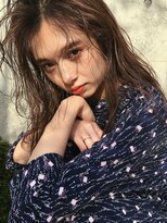 ルーム(Loom.)&nbsp;栗色癖毛風ロング【Loom./明治神宮前/原宿/表参道】