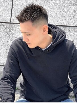 クオンヒール 淀屋橋店(QUON HEAL) スペインカール/スパイキーショート/フェザーパーマ/フェード