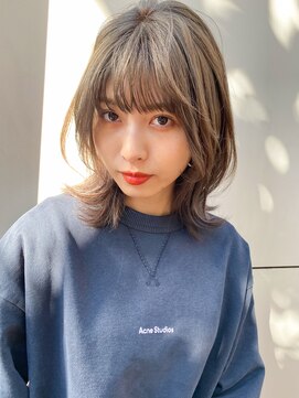 ルームバイシー 新宿(Loom. by Sea) 外ハネくびれレイヤー/大人ミディアムレイヤー