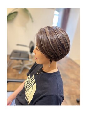 ロアール 上小田井(LOAOL KAMIOTAI) ショートスタイル×ハイライト