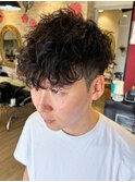 20代30代メンズスパイラルパーマツーブロックオシャレ感