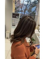 ケンジ 洋光台(KENJE)&nbsp;【外国人風グレージュハイライト】