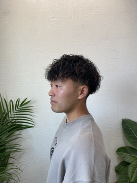 小谷理髪店 ソル(SOL) 『ツイストスパイラルパーマ＋ショートマッシュ』