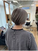 白髪ぼかし/イメチェンヘアスタイル/前髪カタログ/ショートボブ