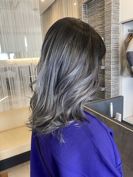 ジゼル 小倉(GiseL) シルバーグラデ　かじ