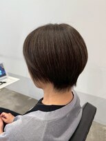 アコロン 武蔵小杉(acoron.) 後頭部まるみ×襟足タイトの“丸みショート