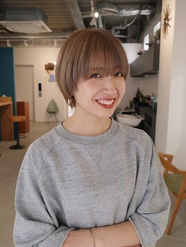 ピュー(Piu-) 【ショートボブ/阿部達哉】マッシュショート/ベージュカラー