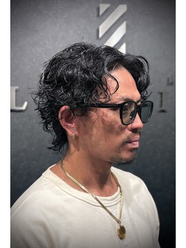 バーバークラシックス(BARBER CLASSICS) 大人のスパイラルパーマスタイル