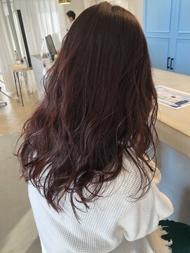 チェリーレッド