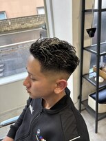 キューカンバー(CUCUMBER)&nbsp;ハイライト　バックパーマ　極道パーマ　メンズ