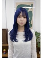 タップコーヴォ(TAP covo)&nbsp;金沢美容室ブルーカラー×レイヤースタイル