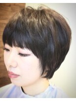 マテリ(Materi)&nbsp;暗髪ショートスタイル