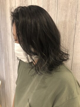 アプシー 三田駅前店(Apsee) ダークグレー系ハイライト