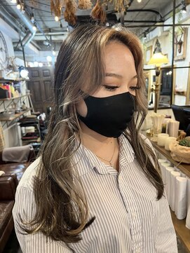 トロニー(TLONY) フェイスフレーミング/グレージュ stylist/miaki