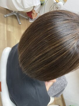 ラパーチェ(La Pace) 30代40代ショートボブミニボブレイヤー前髪なし丸みボブ明るめ