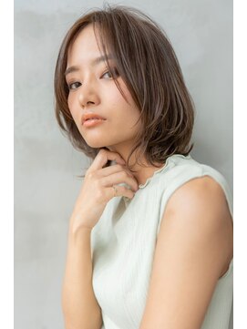 エースハバナ 渋谷(1 HAVANA) ヌーディカラー/小顔ヘア/大人ボブ/丸みショート/渋谷