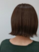 エイムヘアメイク 舟入店 アッシュグレージュ・ぱっつんボブ