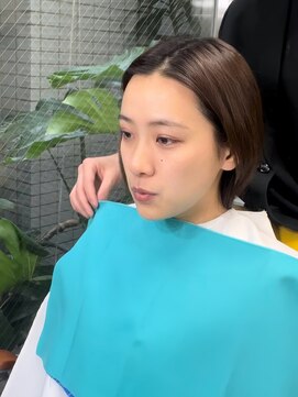 コンマ(,) パーソナルカラー診断［イエベ秋］