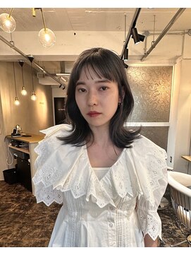 ロマネ(ROMANEE) レイヤーカット